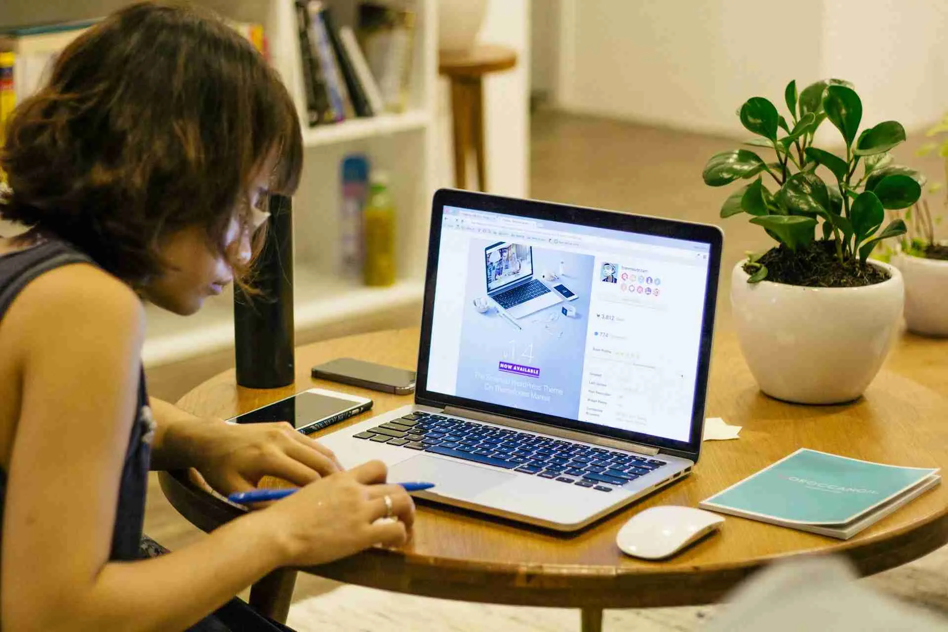 Create Cohesive Brand Presence Online and Offline