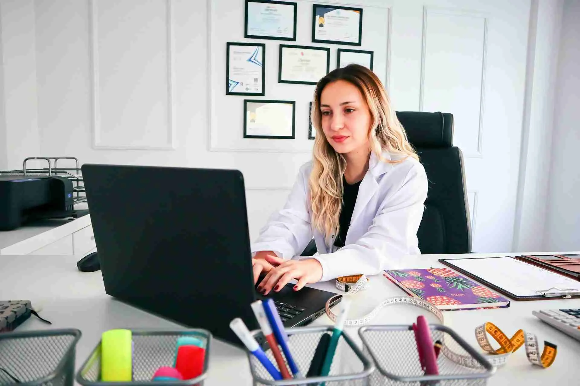 When Should Your Medical Practice Consider a Fractional CMO