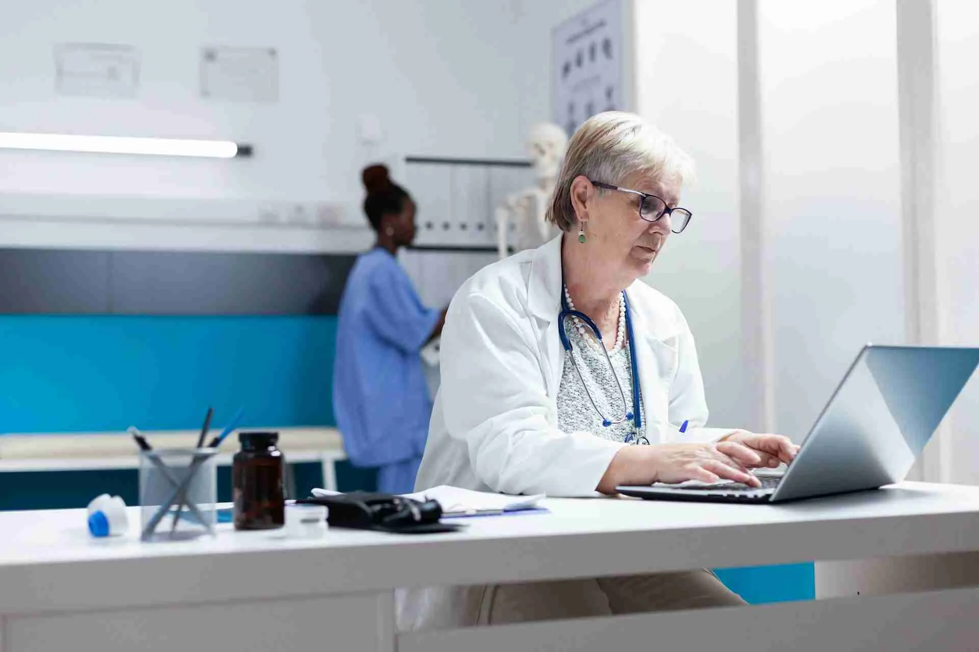 Medical Marketing: Aligning Online and In-Person Marketing Strategies for Comprehensive Growth