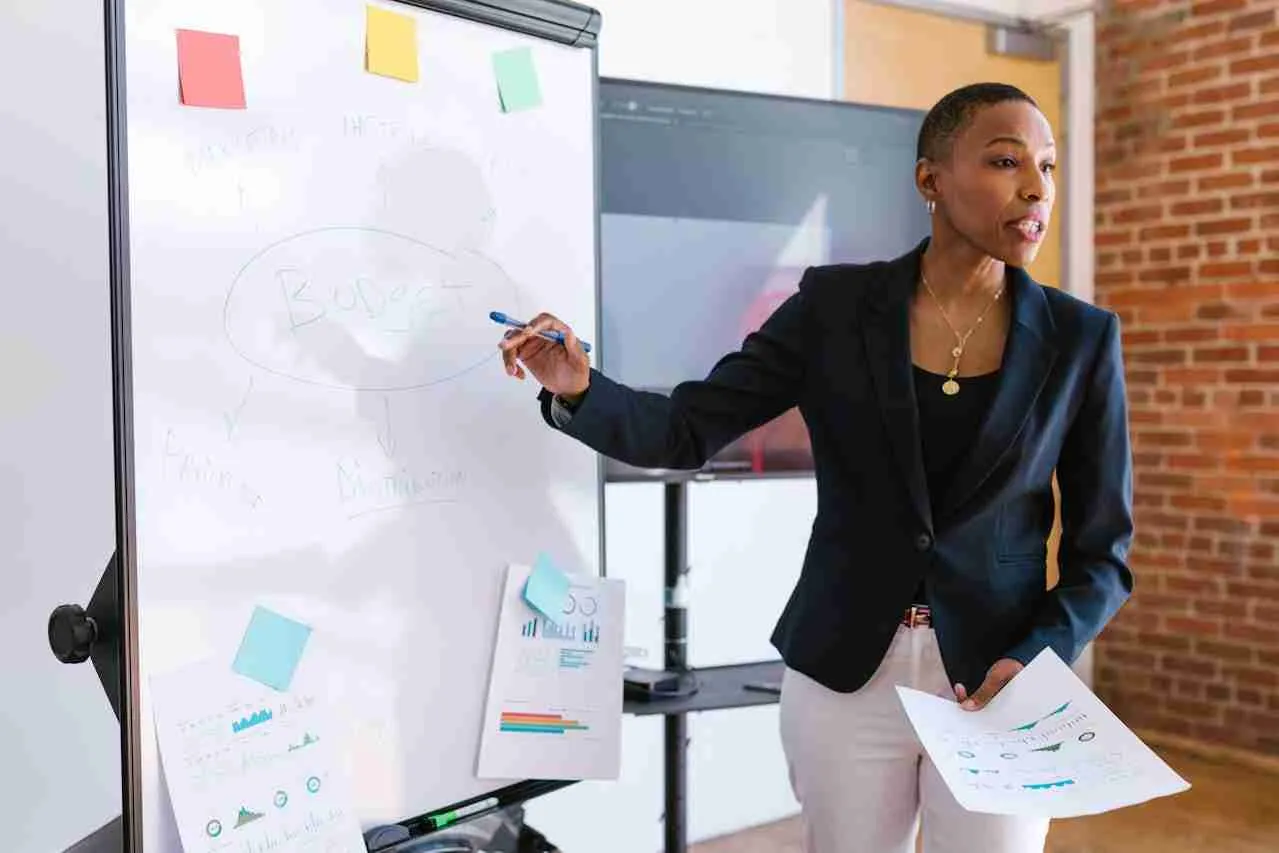Scheduling Marketing Tasks Efficiently: Time-Saving Tips